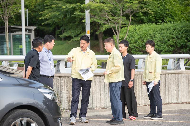 Young-4359.jpg 이미지