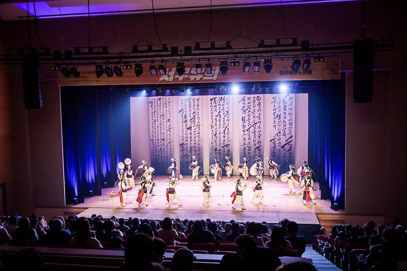 Young-4418.jpg 이미지