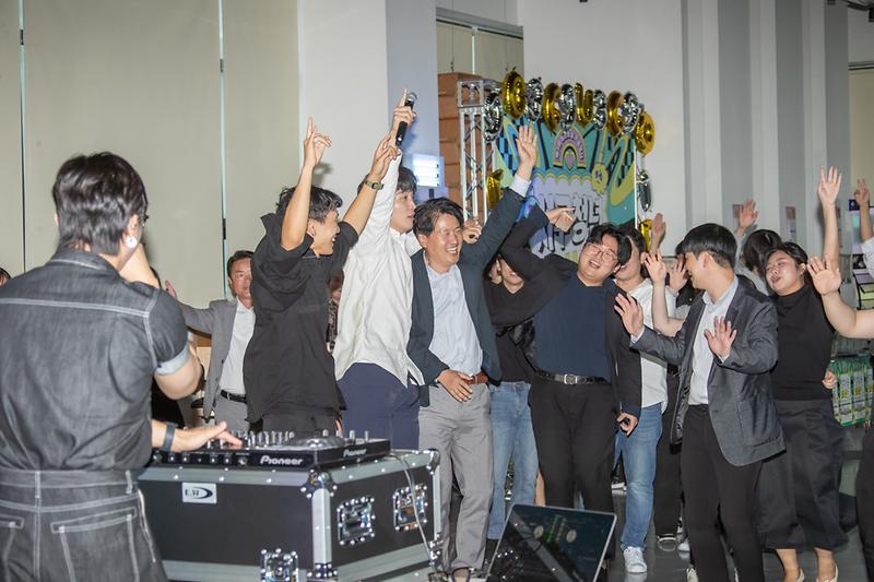 Young-4418.jpg 이미지