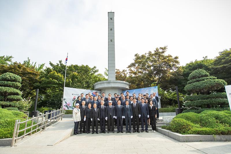 Young-4733.jpg 이미지