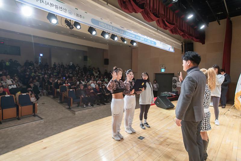 Young-5513.jpg 이미지