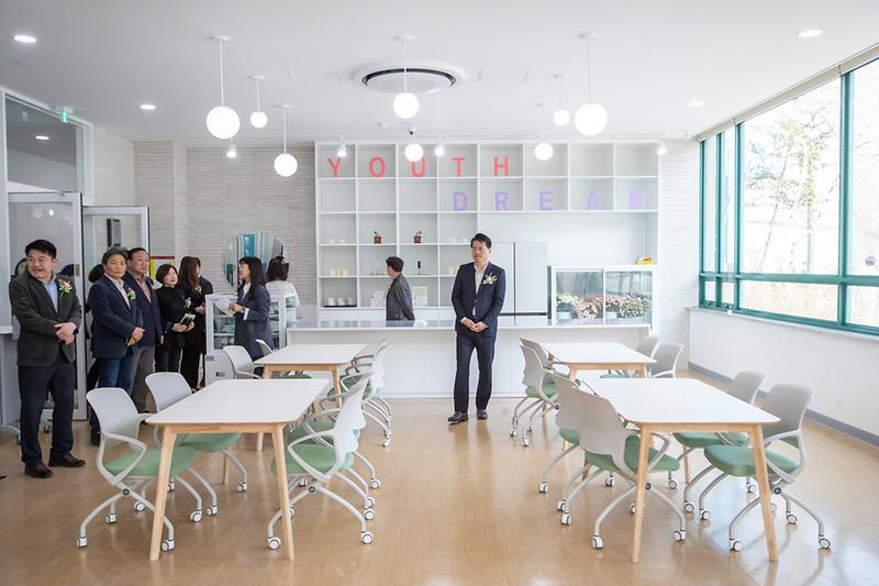 Young-5542.jpg 이미지