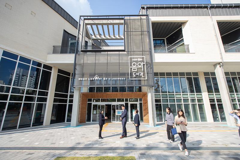 Young-5949.jpg 이미지