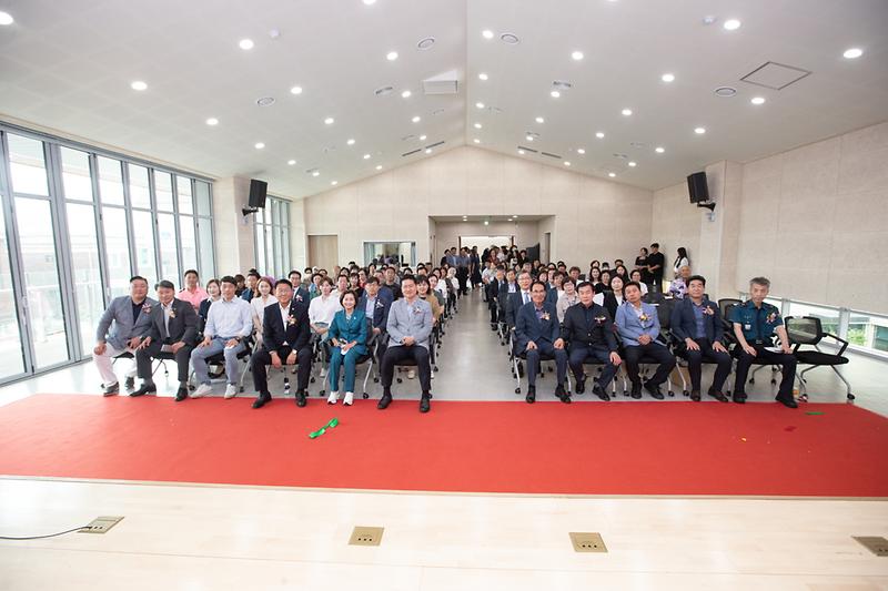 Young-6374.jpg 이미지