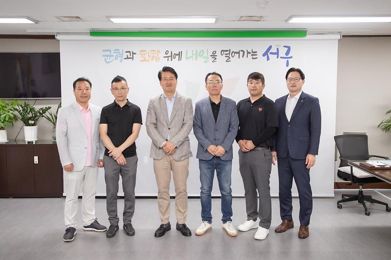 Young-6724.jpg 이미지