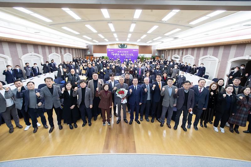 Young-6937.jpg 이미지