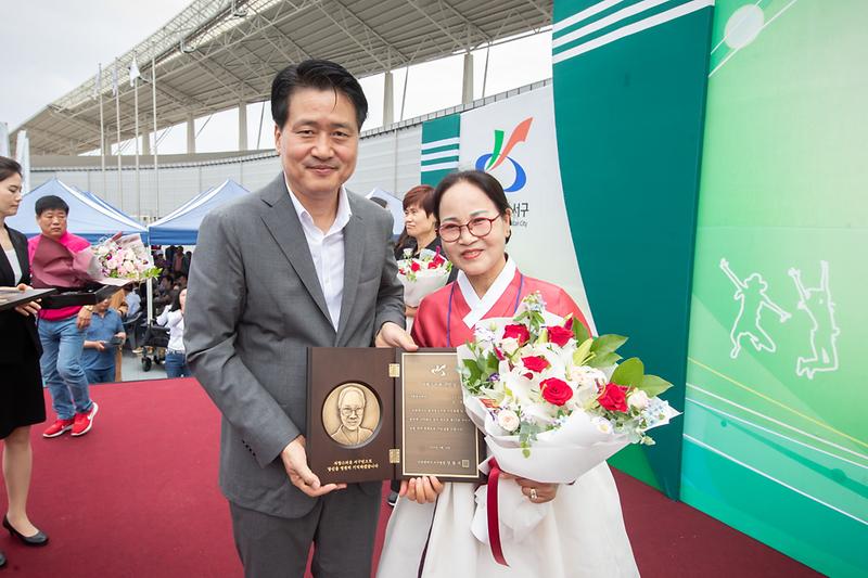 Young-7097.jpg 이미지