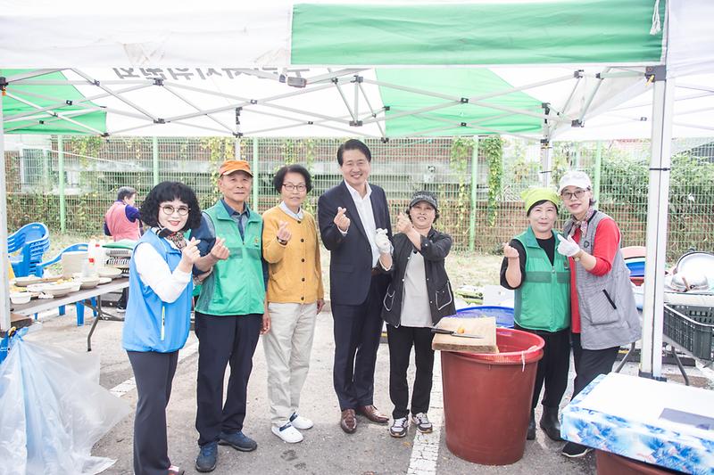 Young-7106.jpg 이미지