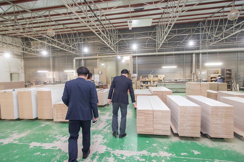 Young-7613.jpg 이미지