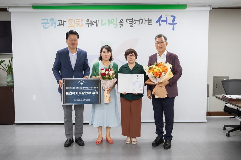 Young-8280.jpg 이미지