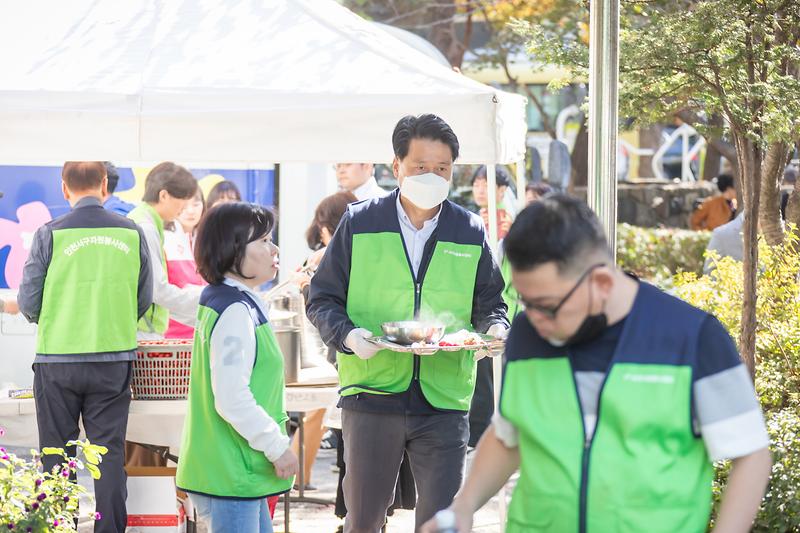 Young-8886.jpg 이미지