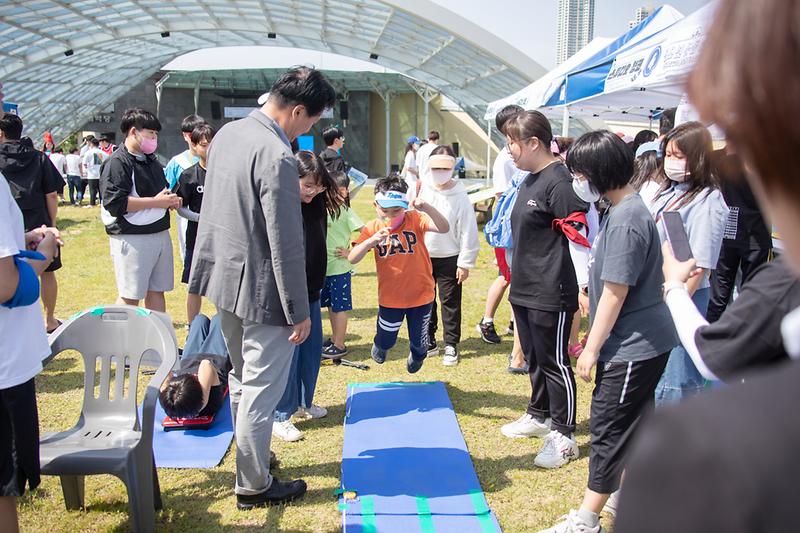 Young-9410.jpg 이미지