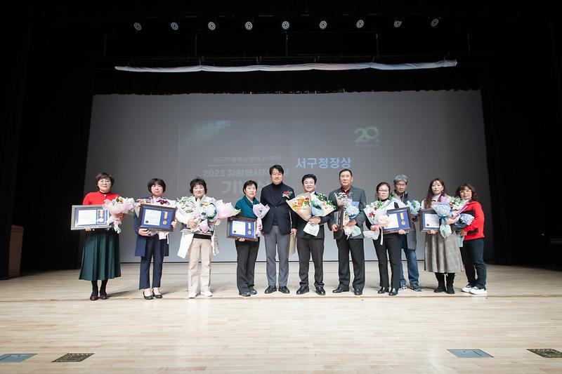 Young-9559.jpg 이미지