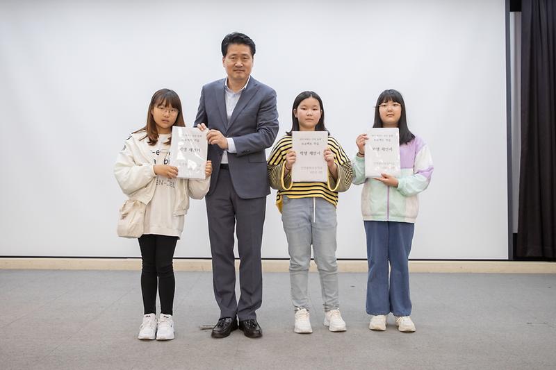 Young-9560.jpg 이미지