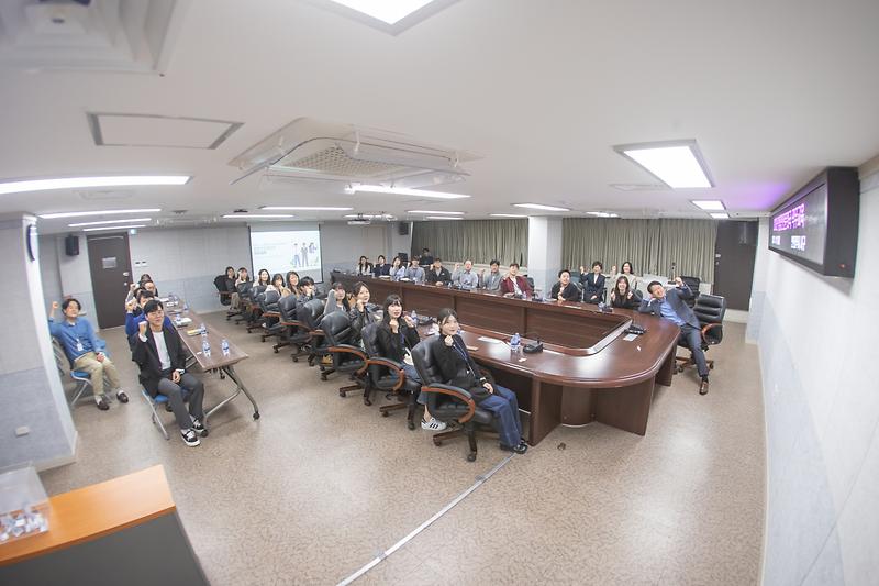 Young-9819.jpg 이미지