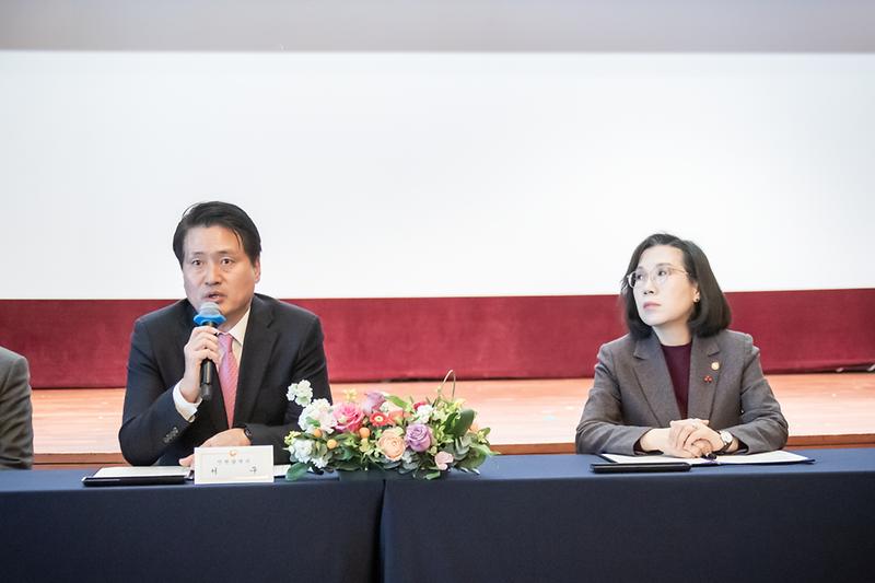 Young-0323.jpg 이미지