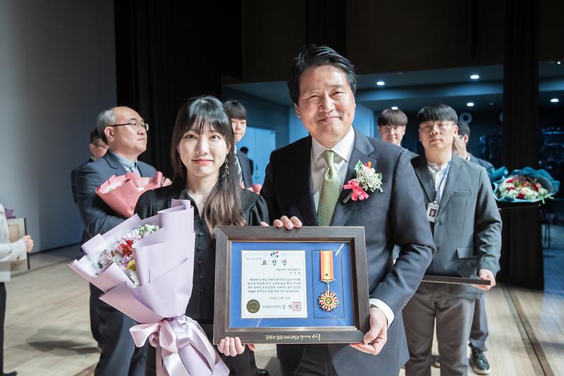 Young-0799.jpg 이미지