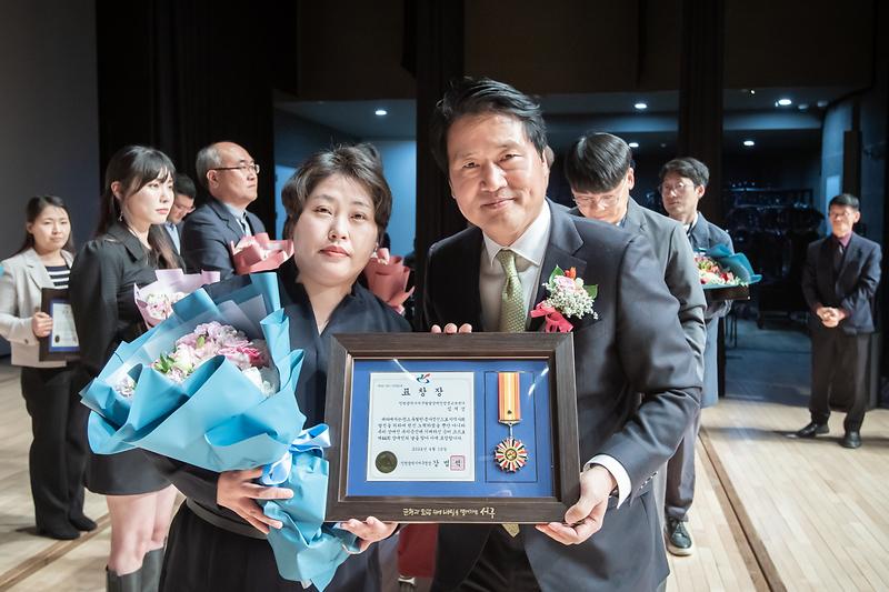 Young-0812.jpg 이미지