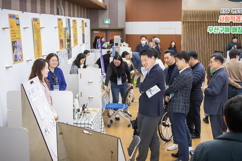 Young-0827.jpg 이미지