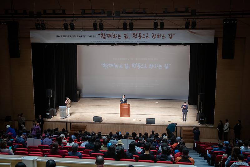 Young-0979.jpg 이미지