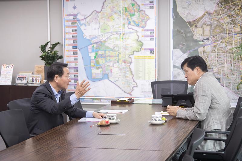 Young-1375.jpg 이미지