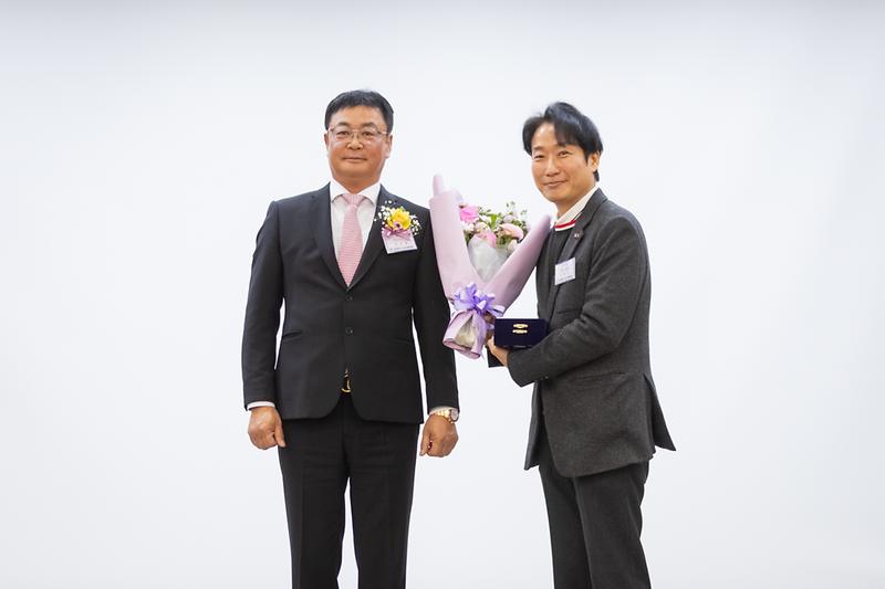 Young-1379.jpg 이미지