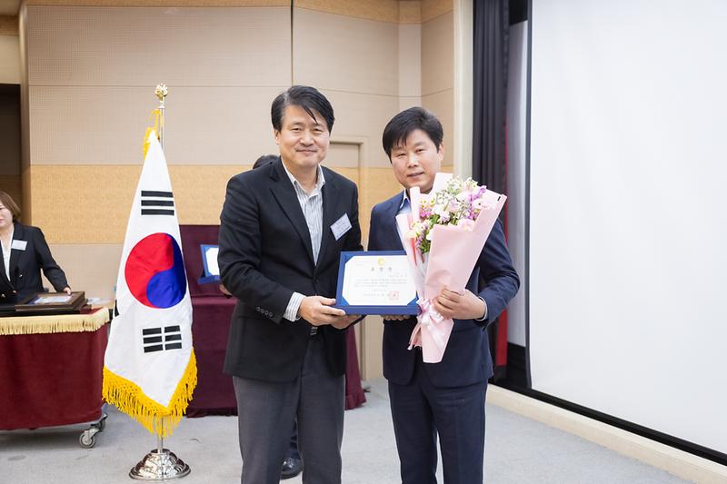 Young-1455.jpg 이미지