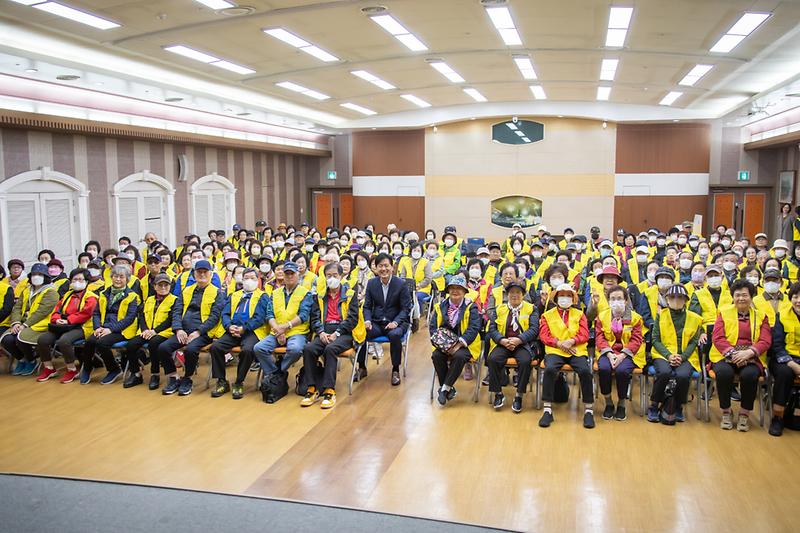 Young-1526.jpg 이미지