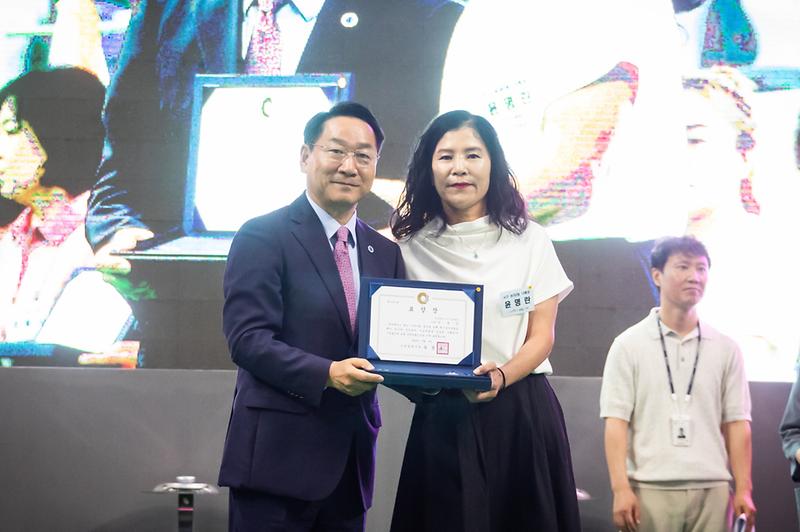 Young-1566.jpg 이미지