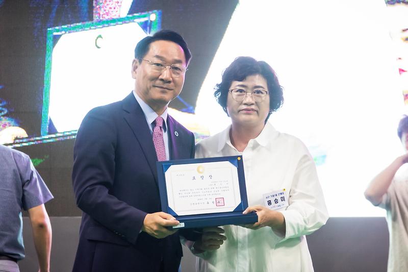 Young-1577.jpg 이미지