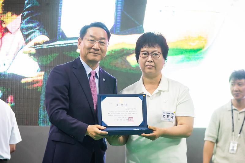 Young-1599.jpg 이미지