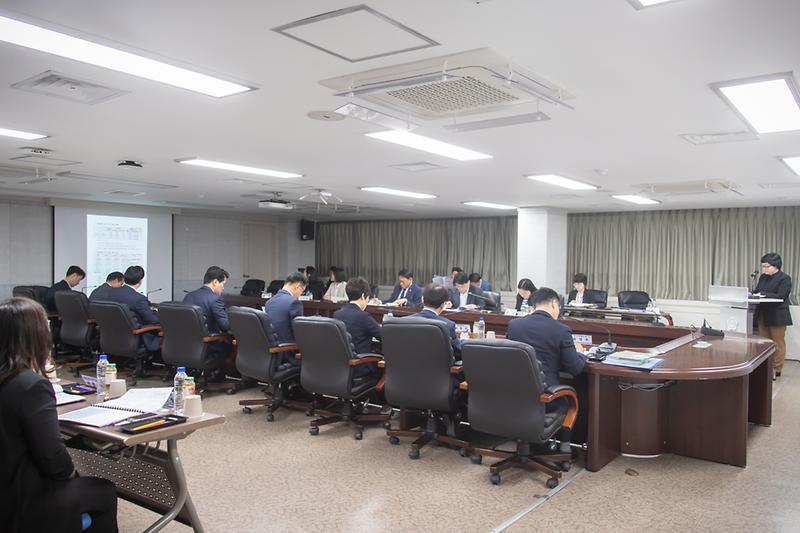 Young-1649.jpg 이미지