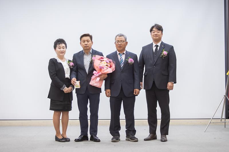 Young-1684.jpg 이미지