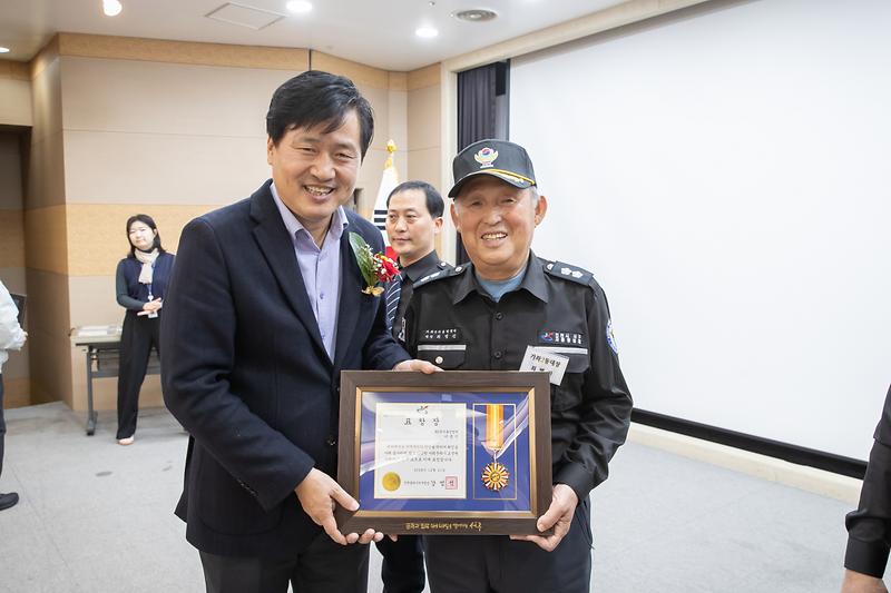 Young-1685.jpg 이미지