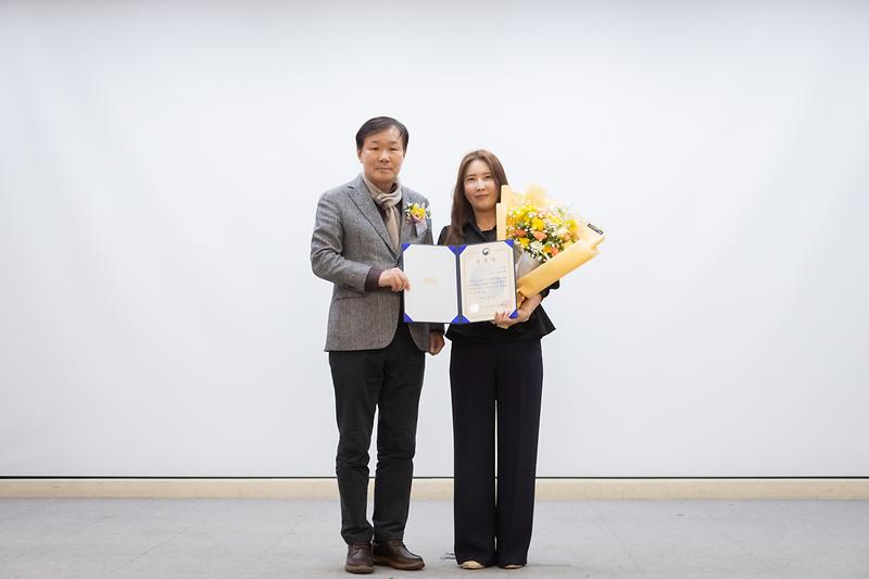 Young-1744.jpg 이미지