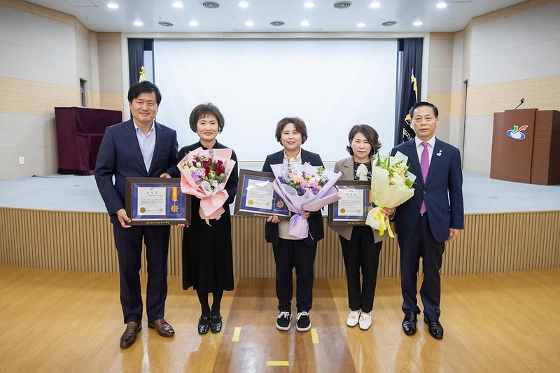 Young-1766.jpg 이미지