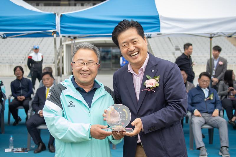 Young-1838.jpg 이미지