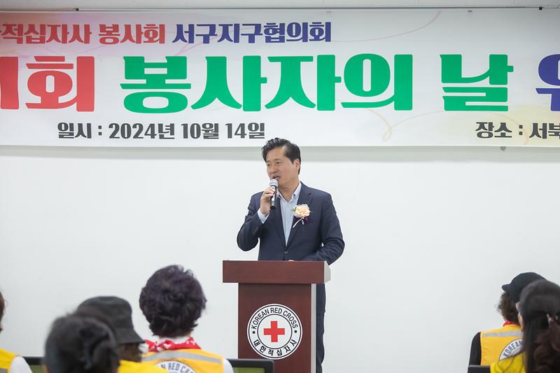 Young-2002.jpg 이미지