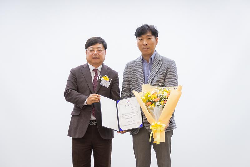 Young-2049.jpg 이미지