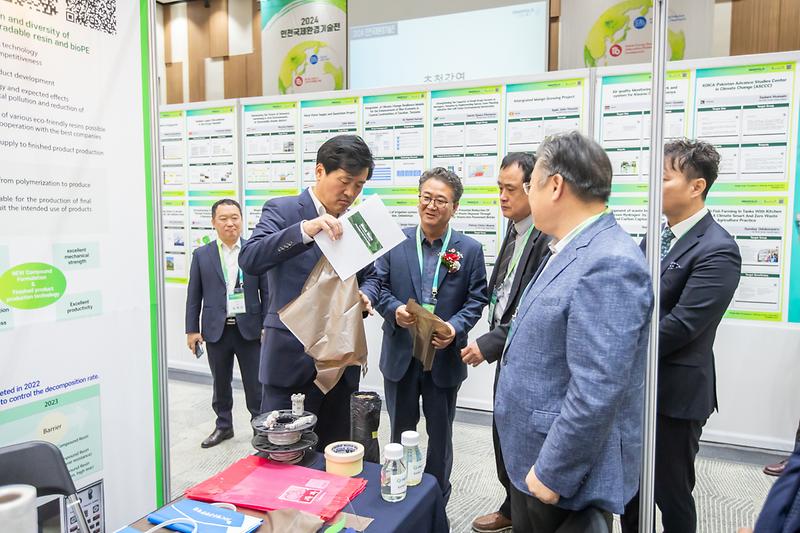 Young-2566.jpg 이미지