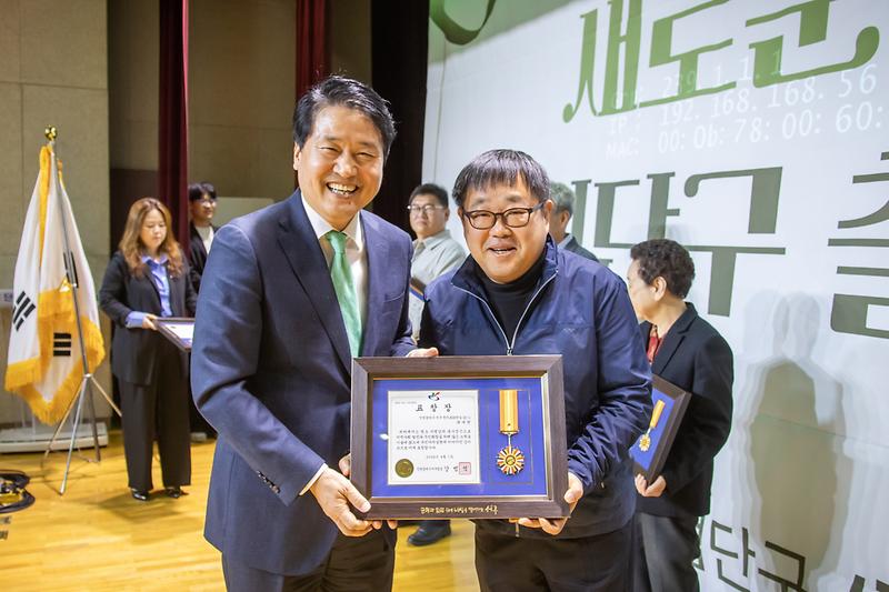 Young-2892.jpg 이미지