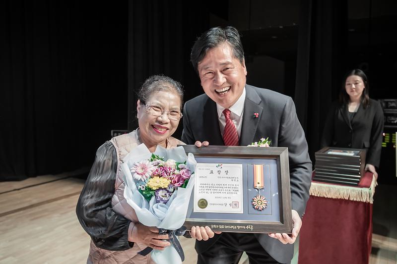 Young-3052.jpg 이미지