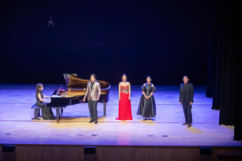 Young-3234.jpg 이미지