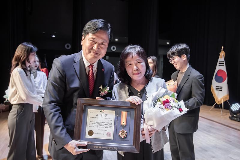 Young-3297.jpg 이미지