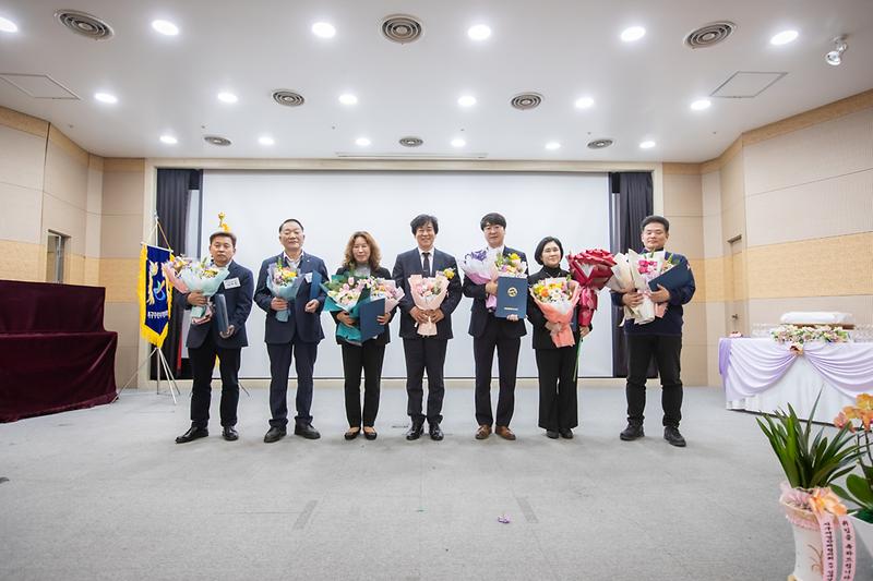 Young-3400.jpg 이미지