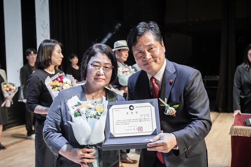 Young-3455.jpg 이미지