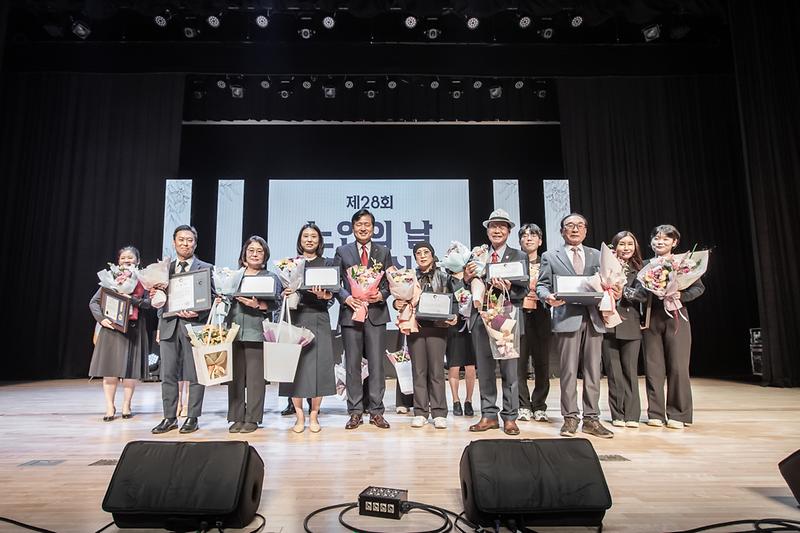 Young-3491.jpg 이미지