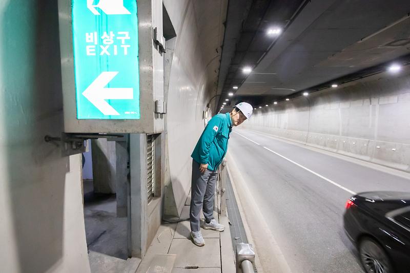 Young-4780.jpg 이미지