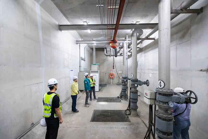 Young-4832.jpg 이미지