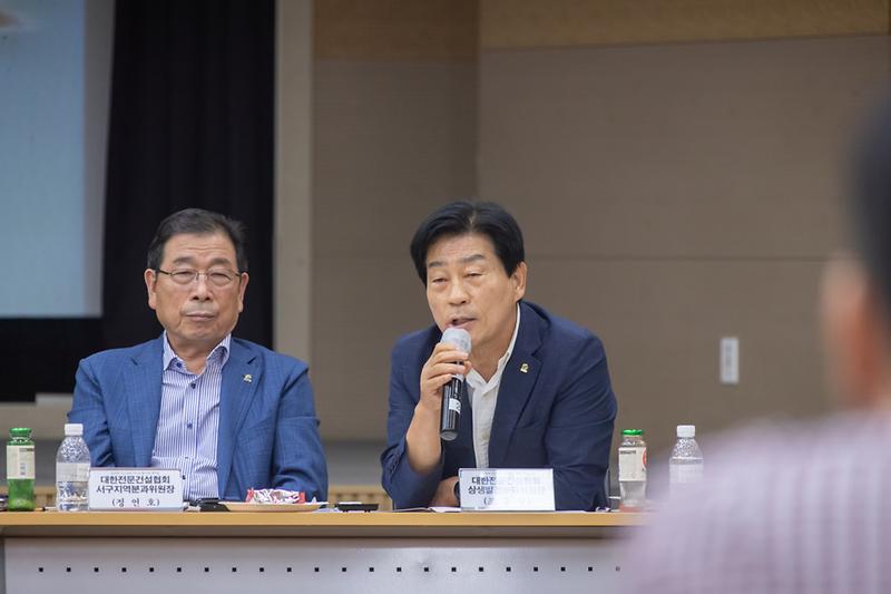 Young-4953.jpg 이미지